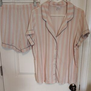 Nordstrom Large Striped Pink and White Women's Pajama Set